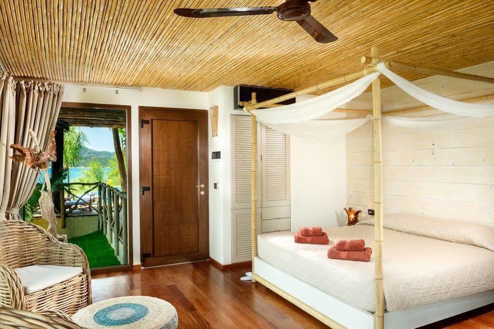 Gloria Maris (adults Only) 4*
