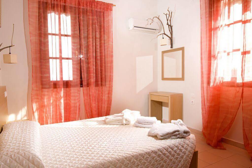 Gloria Maris (adults Only) Laganas